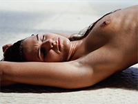 Isabella Gram's Supermodel Nude Dip